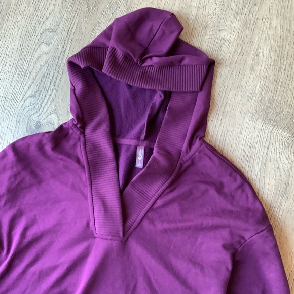 MTA Sport Women's Purple Hooded Top Small - Picture 5 of 13